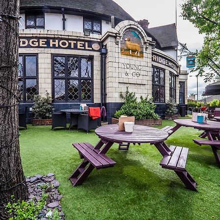 Bridge Hotel Greenford  Zewnętrze zdjęcie