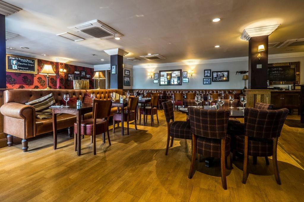 Bridge Hotel Greenford  Zewnętrze zdjęcie