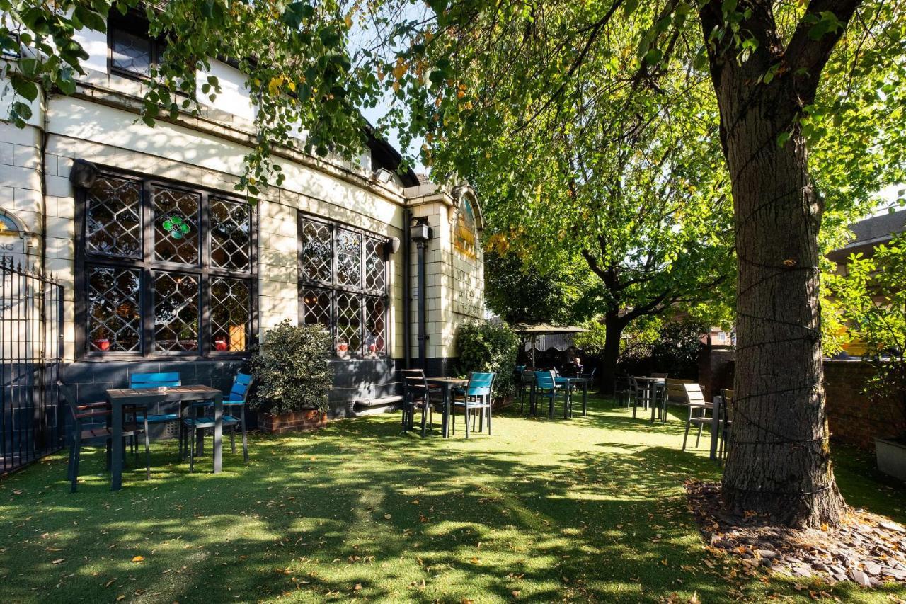 Bridge Hotel Greenford  Zewnętrze zdjęcie